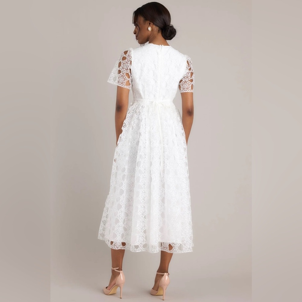 White lace Midi Dress - Picture 3 of 3